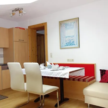 Inge Apartment St. Leonhard im Pitztal