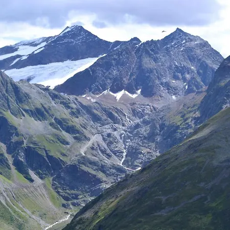 Apartment Inge St. Leonhard im Pitztal